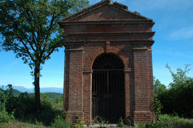 Chapel of Bric Macagnone (Cappella del Bric Macagnone)